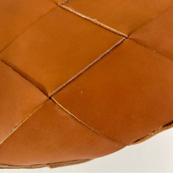 Parker Clay Acacia Woven Crossbody Bag - Picture 3 of 10